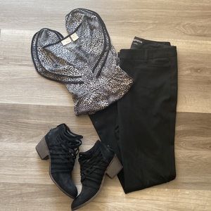 Women’s Express Black Columnist Pants